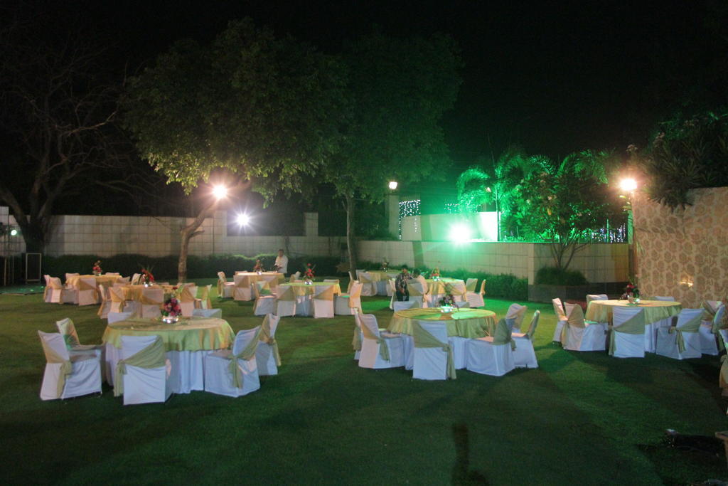 Hotel Mapple Exotica New Delhi